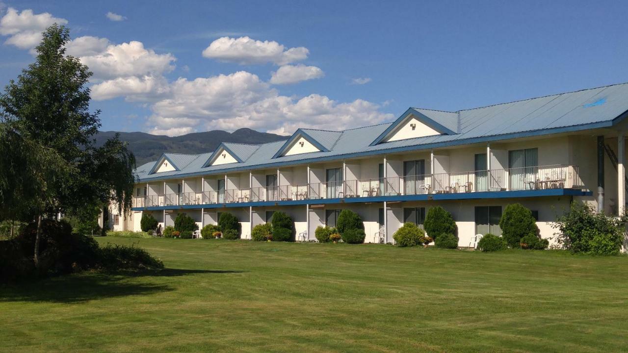 Monashee Motel Sicamous Εξωτερικό φωτογραφία